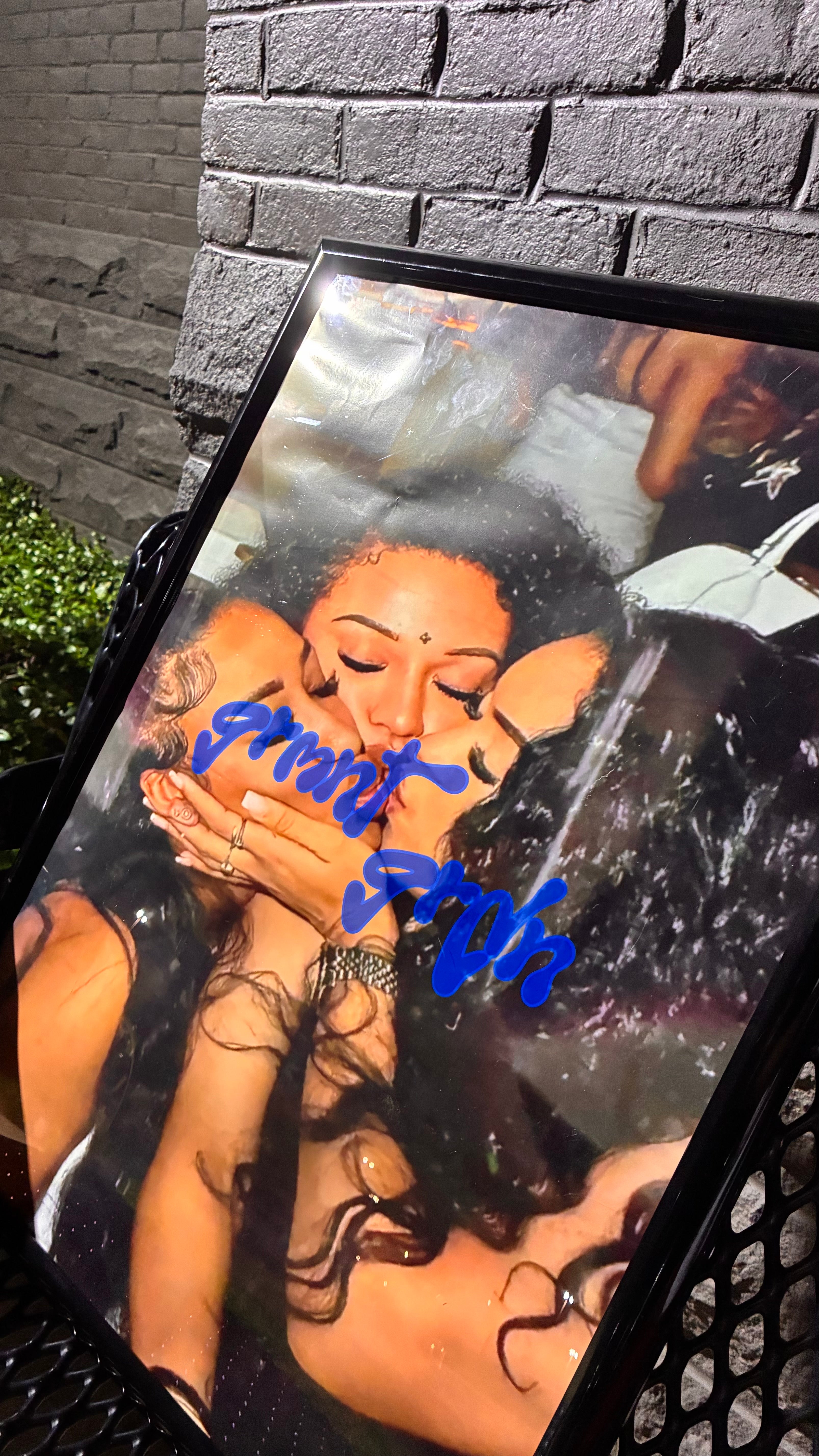 3 Girls Kissing Poster